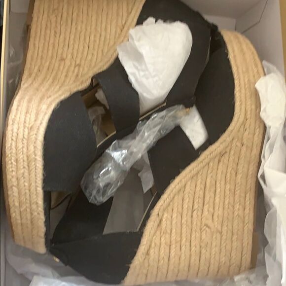 🎉Last price 🎉Michael kors wedge - Picture 11 of 15